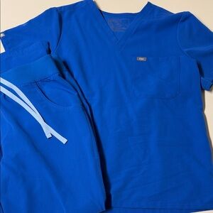 Figs Large Royal Blue Set